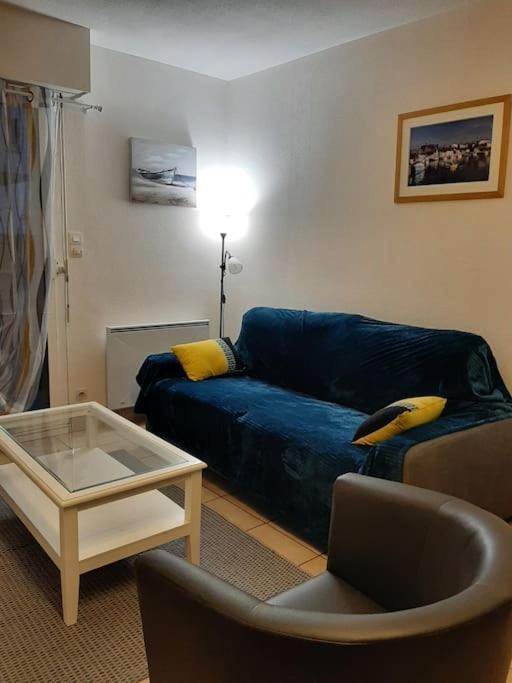 Hyper Centre De Sarzeau, Grand Appartement Au Calme Avec Jardinet Bagian luar foto